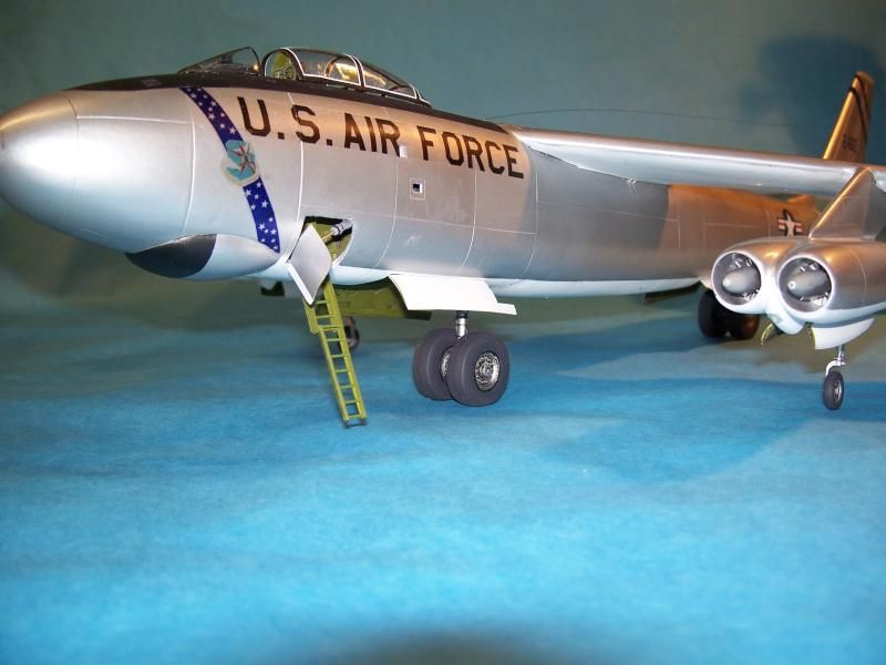 b 52 plastic model kit